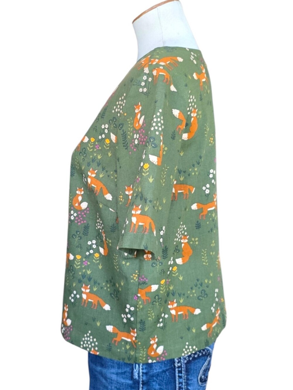 ModCloth Princess Highway Fox Print Cottagecore Button Front Blouse Size 10 - Picture 5 of 9
